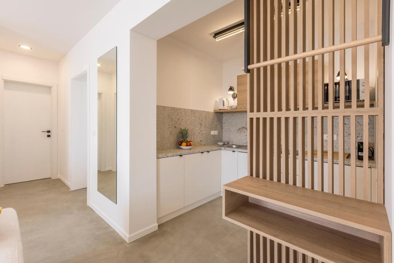 Porto Sereno Apartments ชิเบนิก ภายนอก รูปภาพ