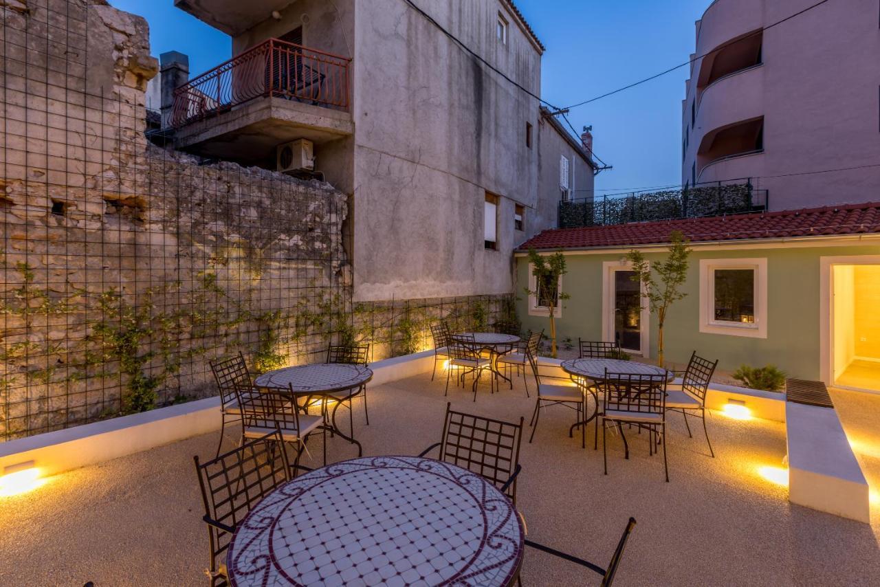 Porto Sereno Apartments ชิเบนิก ภายนอก รูปภาพ