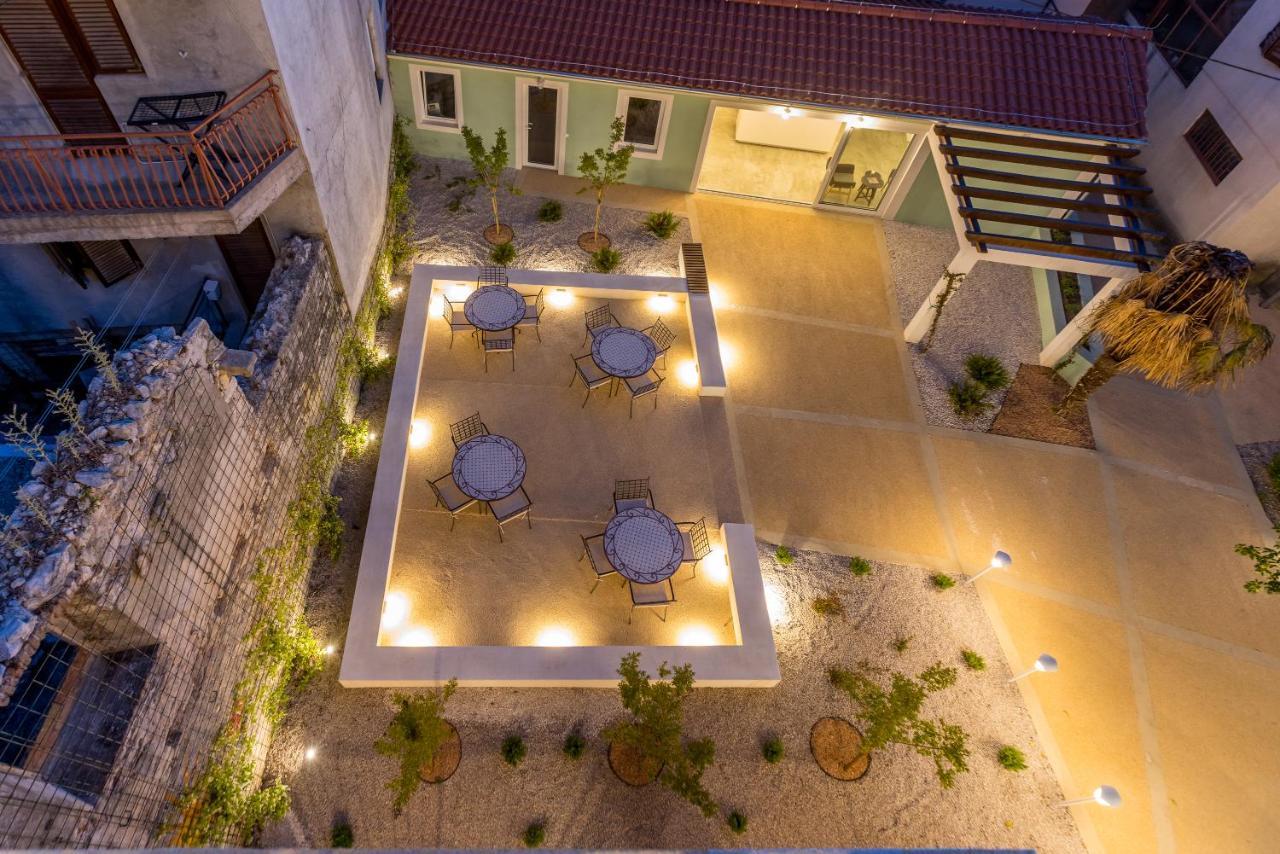 Porto Sereno Apartments ชิเบนิก ภายนอก รูปภาพ